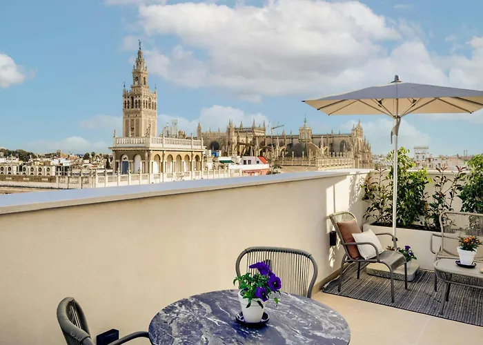 Querencia de Sevilla, Autograph Collection