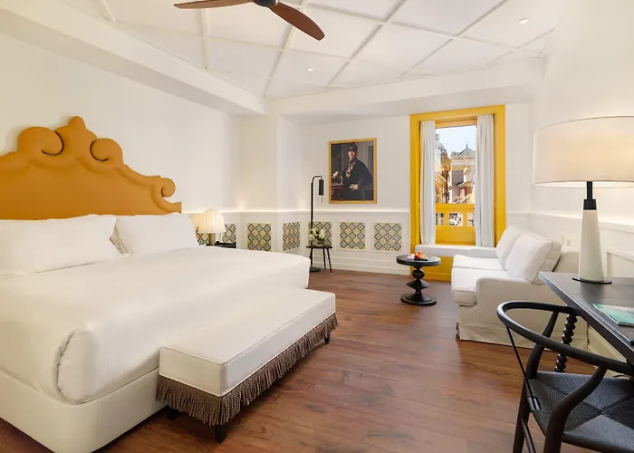 Hotel H10 Casa de la Plata Sevilla